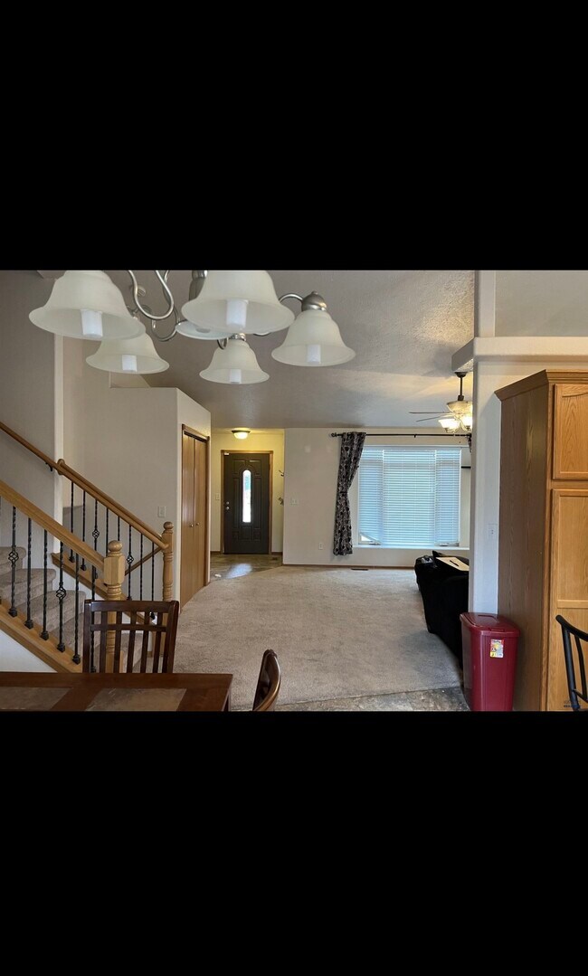 Photo - 2914 Hoefer Ave