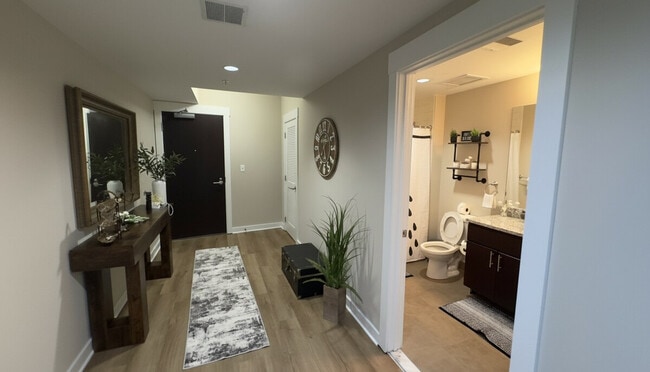 Photo - 632 Florida Ave NW Unidad ID1403625P