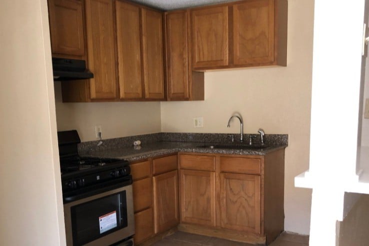Remodeled kitchen with granite counter-tops - 5505 Avenue L (Galveston, TX)