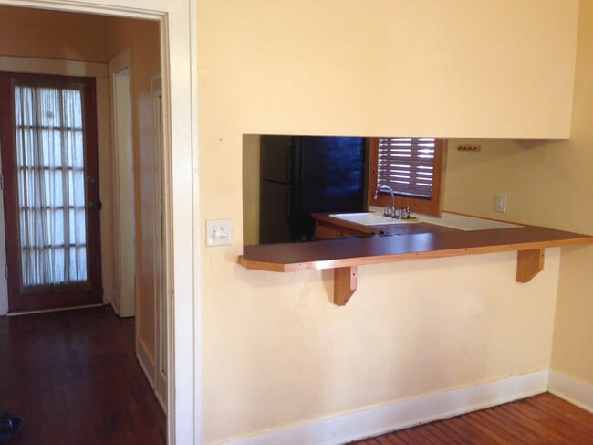 Breakfast Bar - 1125 SW 2nd Ave Unidad A