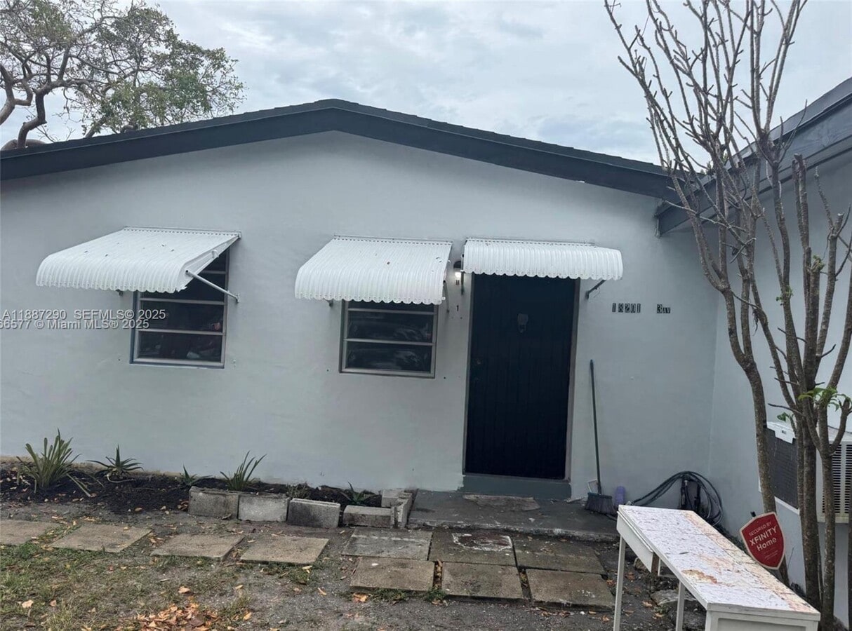 Photo - 18201 NW 3rd Ave Unidad 1