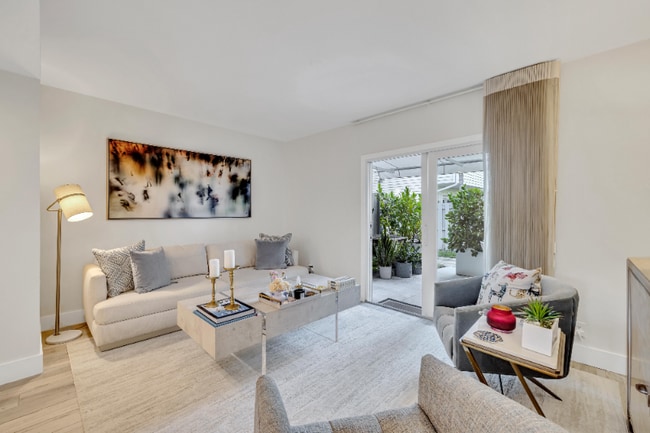 Photo - 1991 NE 15th Ave