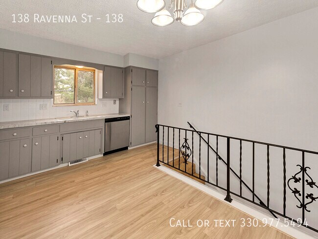 Photo - 138 Ravenna St Unit 138