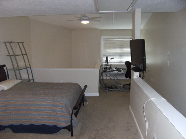 Photo - 50 Pierce St Unidad Old Mill 27