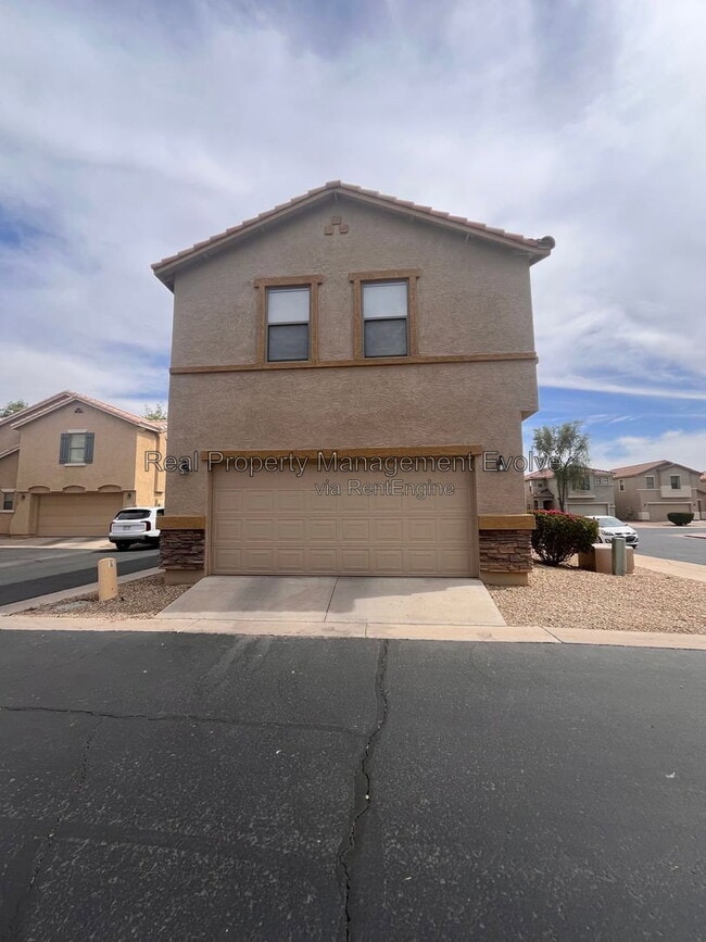Photo - 9503 N 82nd Ln