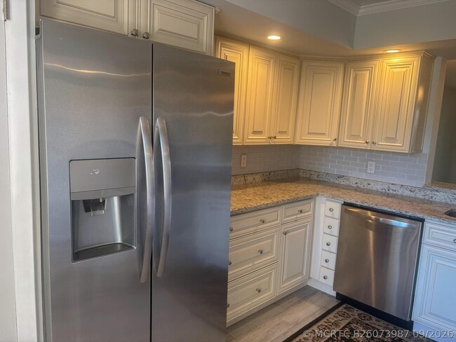 6515 Kensington Ln Unit 304