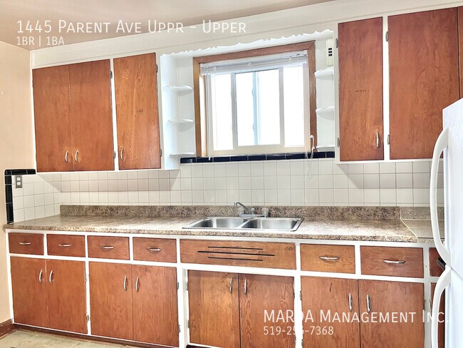 Photo - SPACIOUS 1 BEDROOM/1 BATH UNIT IN WALKERVILLE+ HYDRO Unit Upper