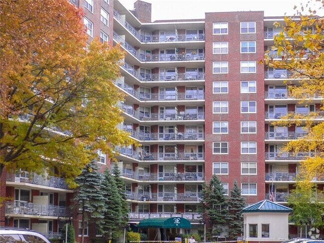 Building Photo - 91 Strawberry Hill Ave Unit 230 Rental