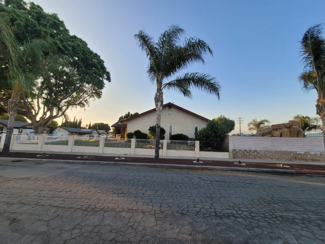 Photo - 9149 Croce Dr