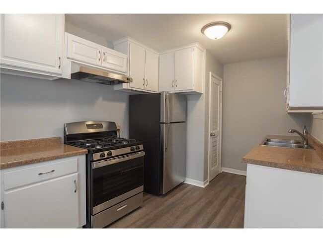 Photo - 5048 N Girard Ave