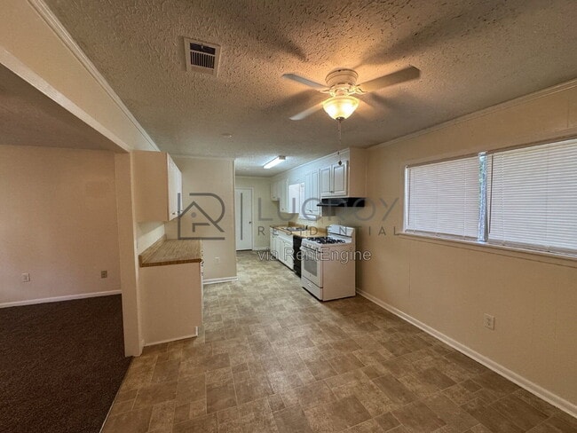 Photo - 3203 Harle St