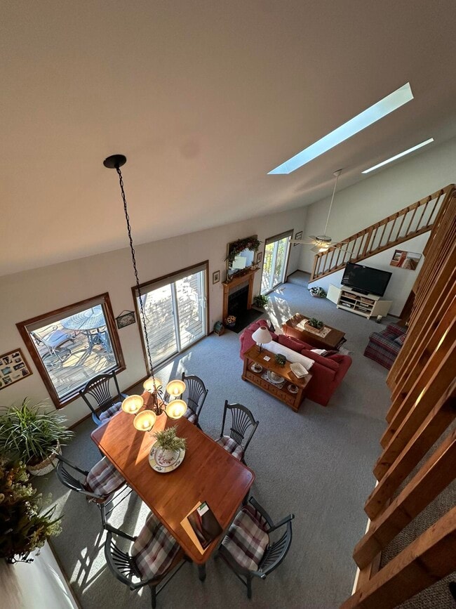 Photo - 5550 Joslin Dr