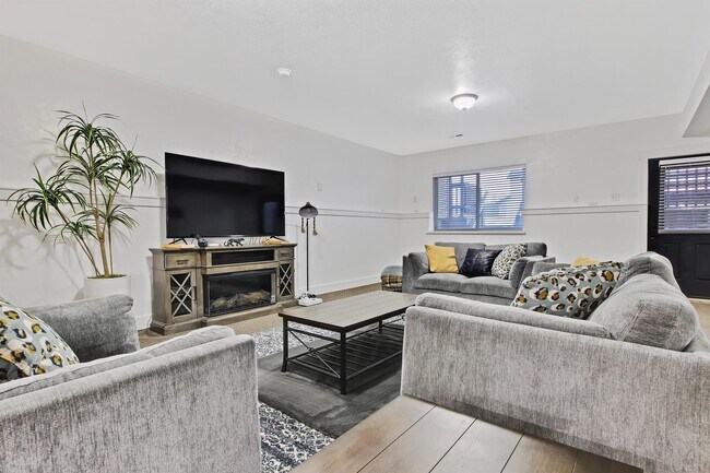 Photo - 4611 S Merrivale Pl