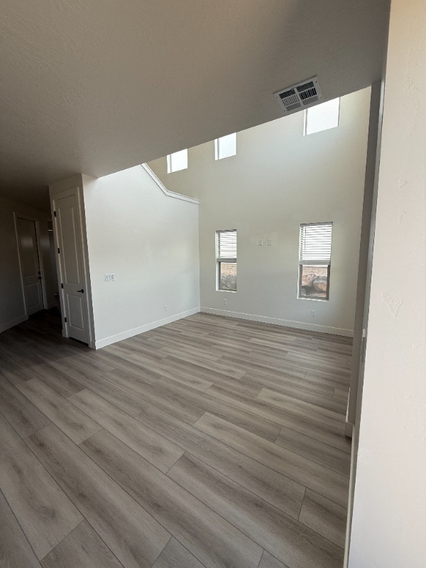 Photo - 296 S 1930 W