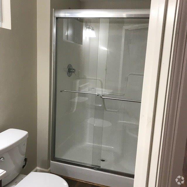 Building Photo - 522 Hillsboro Ave Unit A Rental