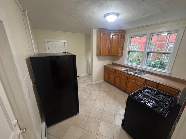 Photo - 17 Roosevelt St Unidad 19