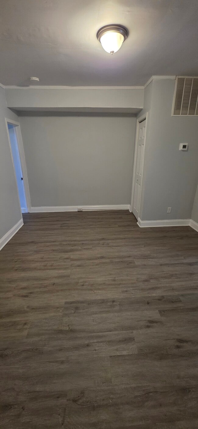 Photo - 2136 N Fulton Ave Unit Apt 3