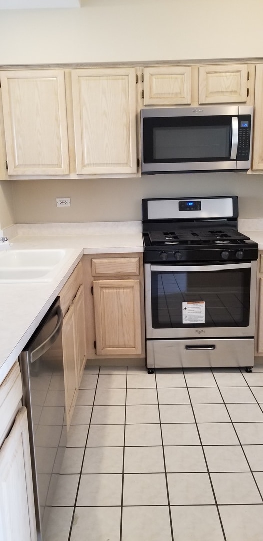 Photo - 147 Polaris Dr