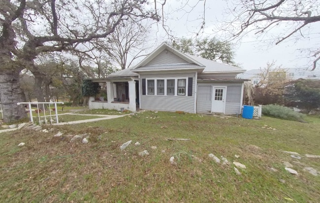 THREE BEDROOM, 2 BATHROOM HOME FOR LEASE I... - THREE BEDROOM, 2 BATHROOM HOME FOR LEASE I...