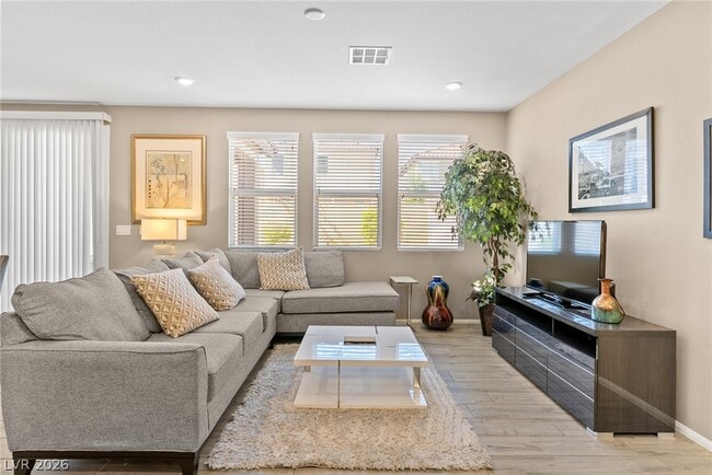 Photo - 5347 Boschetto St