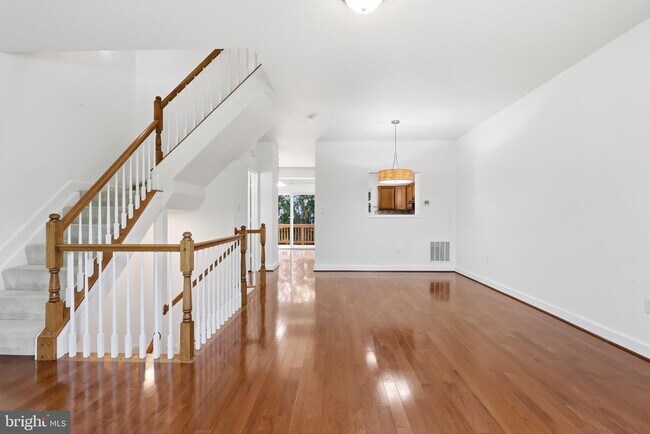 14214 Beddingfield Way