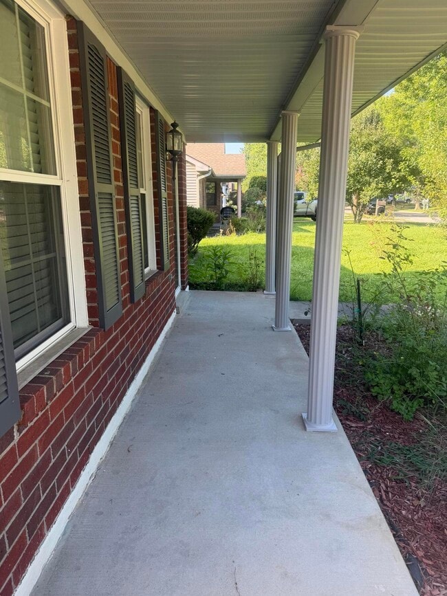 Photo - 837 Ridgebrook Rd