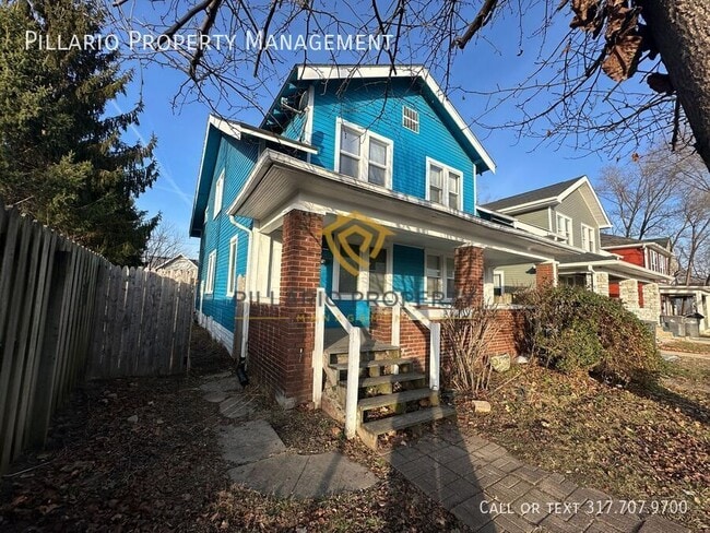 Building Photo - 28 N LaSalle-