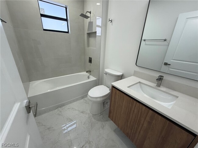 Photo - 2012 NE 28th St