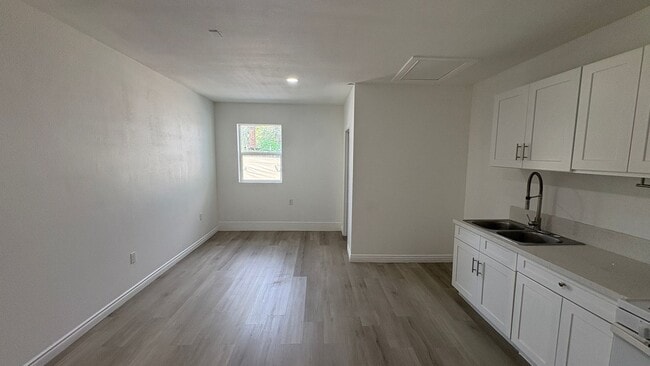 24732 W 4th St Unit 1C