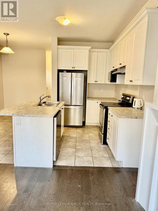 Photo - 35 Bushwood Trl