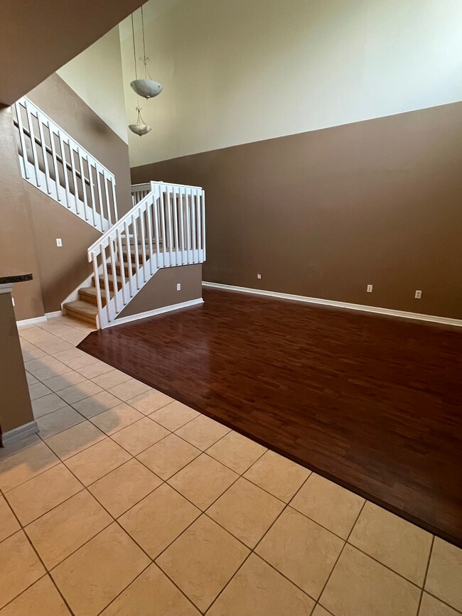 Photo - 10043 Moorshire Cir