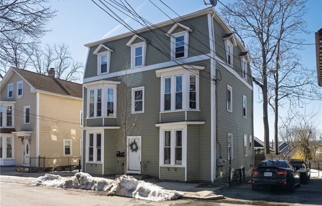 Photo - 20 Peach Ave Unit 3