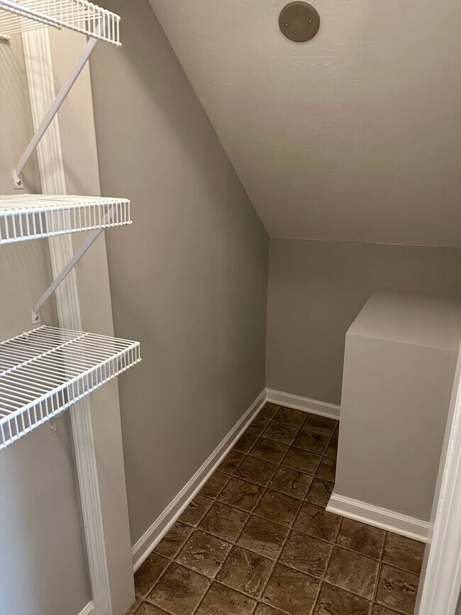 Photo - Upper Stone Apartments Unidad 348G