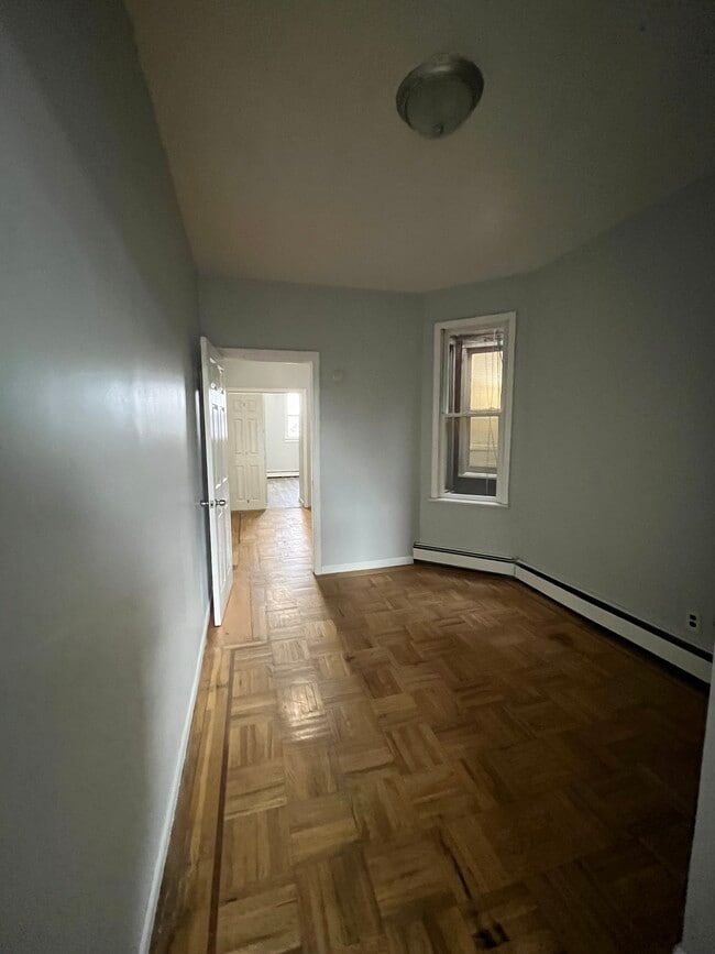 Photo - 708 Broadway Unidad 3R