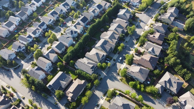 Photo - 11031 Muirwood Way NE