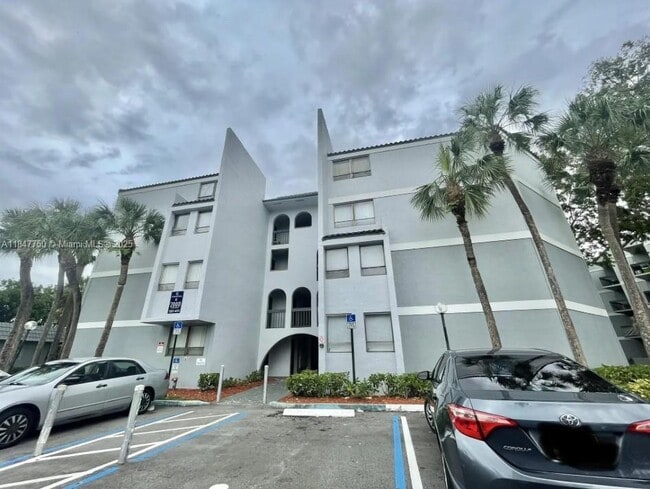Photo - 2000 N Congress Ave Condo Unit 304