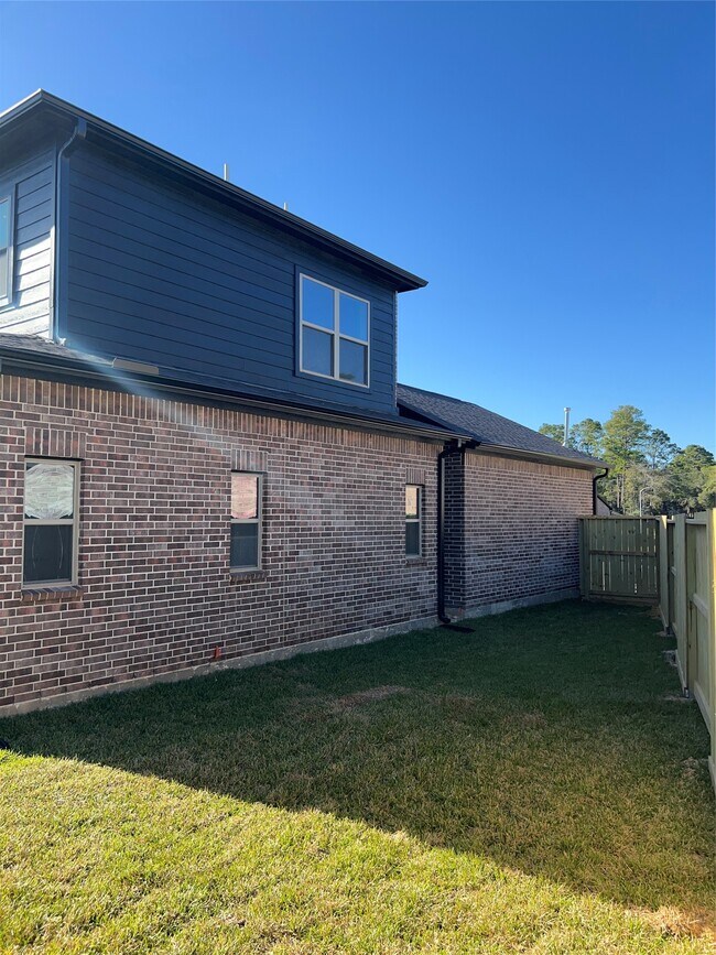 Photo - 2511 Martinas Ct