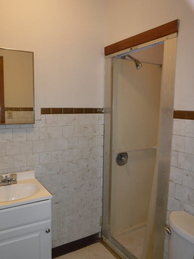 Photo - 4503 Maxwell Rd