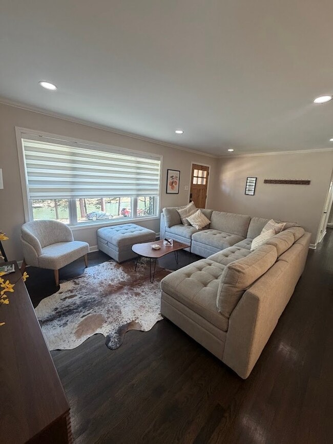 Photo - 3737 Lakeshore Dr