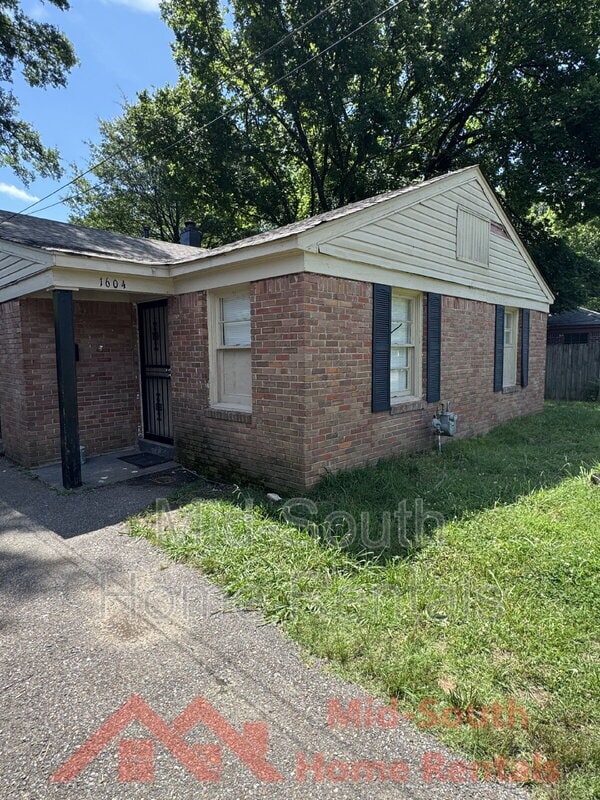 Photo - 1604 Echles St