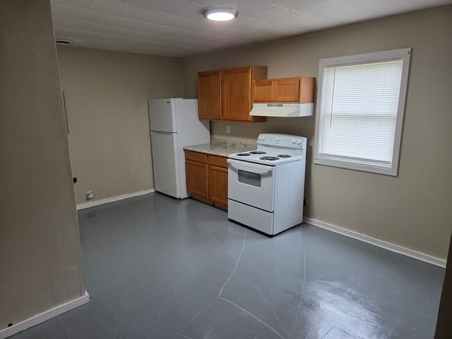 Photo - 24 N Dansville St Unidad 111