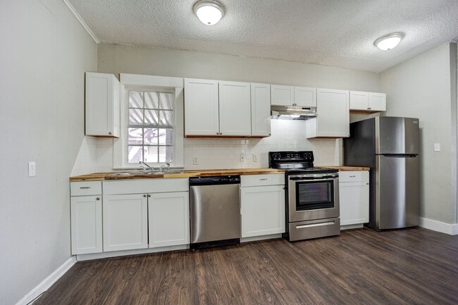 Photo - Freshly Updated 3 Bedroom Home