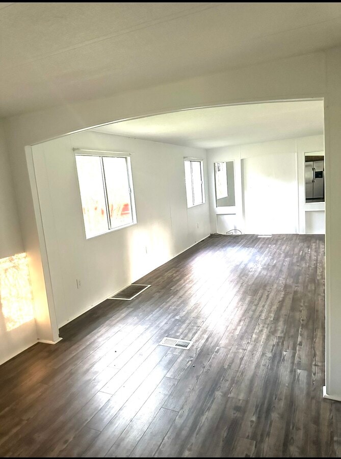 Photo - 933 S Pine Lake Rd