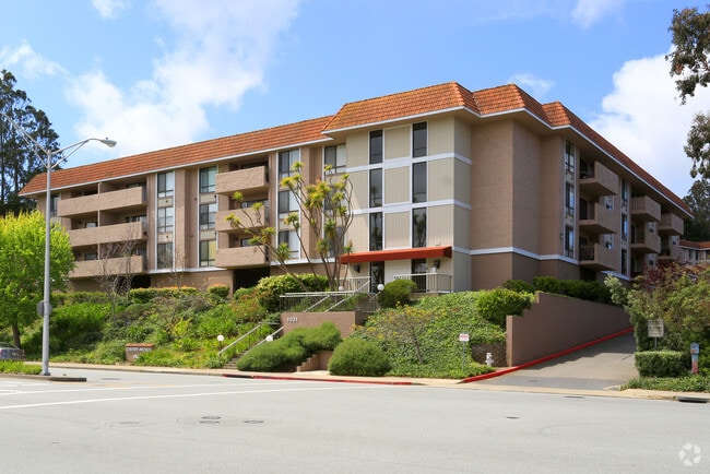 Photo - Cherry Avenue Villas