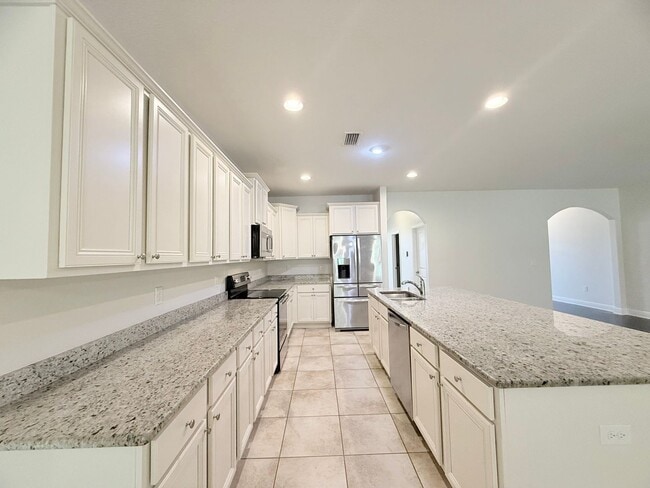Photo - Spacious 5-Bedroom Home - Heart of Pace