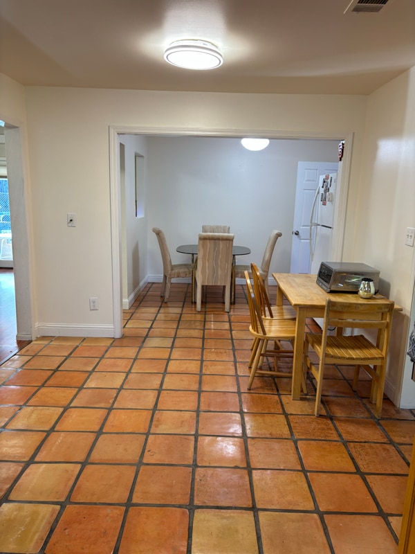 Photo - 520 Linford Pl