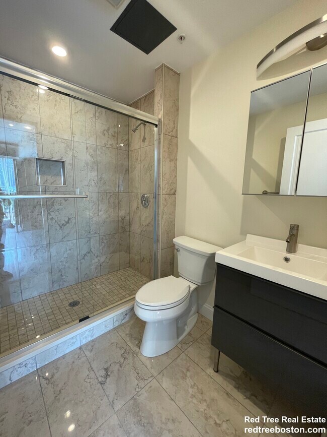 1028 Commonwealth Ave Unit 101