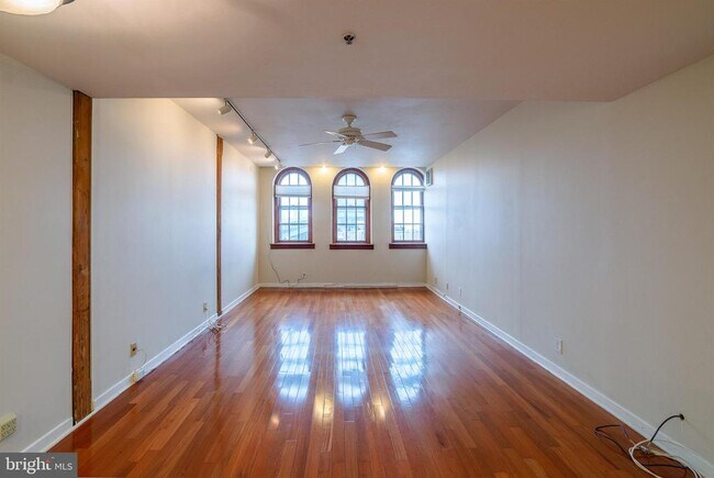 Photo - 301 Race St Unit 520