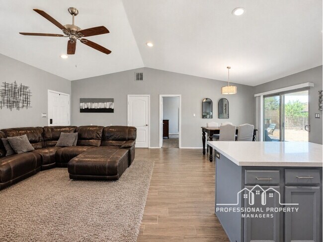Photo - For Rent: 3-bedroom, 2-bathroom home in Mesa Del Sol
