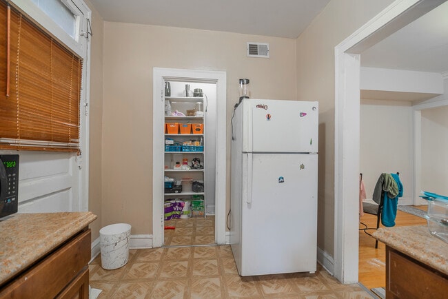 Photo - 6507 N Hoyne Ave Unit 3N